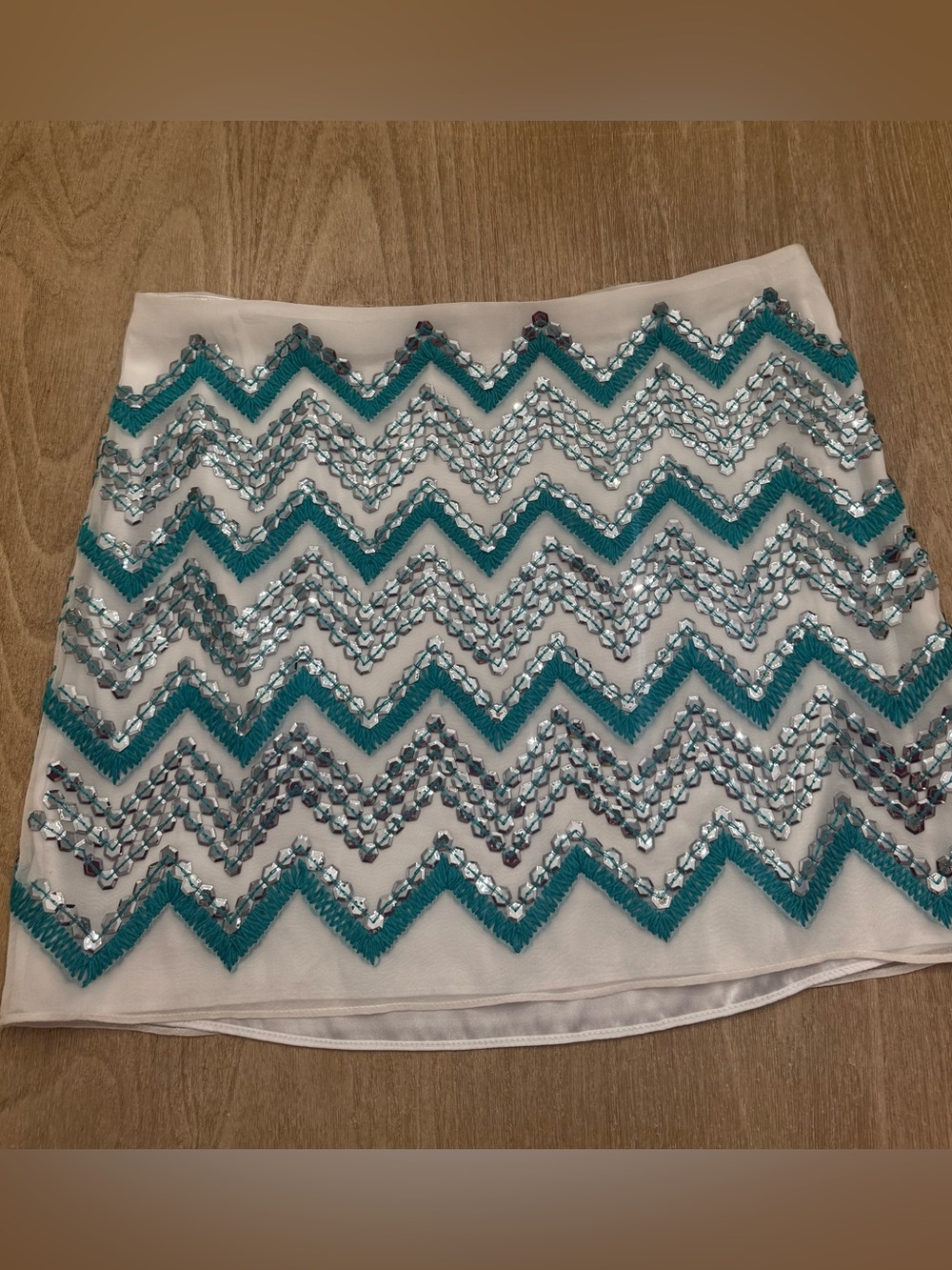 MILLY NY Chevron Sequin Mini Skirt Teal Blue Silver White Bead Trim Size 4